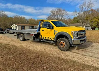 2018 Ford F-550 1FDUF5GT1JEC29252