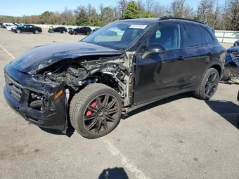 2017 Porsche Cayenne WP1AC2A24HLA93038