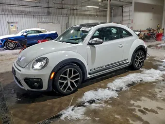 2018 Volkswagen Beetle 3VWSD7AT0JM714804