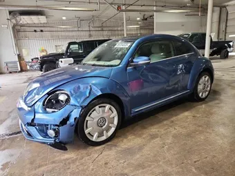 2018 Volkswagen Beetle 3VWJD7AT1JM725113