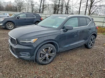 2020 Volvo XC40 YV4162UL8L2174746
