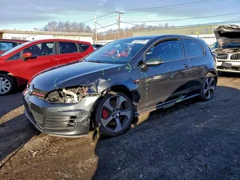 2015 Volkswagen GTI 3VWY47AU8FM082774