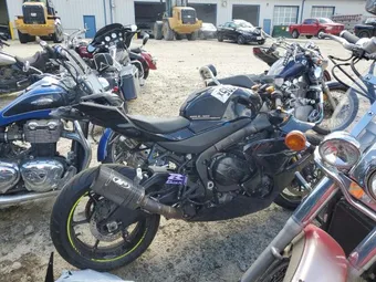 2022 Suzuki GSXR1000 JS1DM11HXN7100471