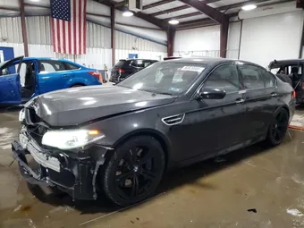 2015 BMW M5 WBSFV9C55FD594702