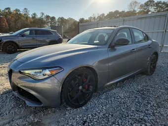 2021 Alfa Romeo Giulia ZARFAMBN6M7644161
