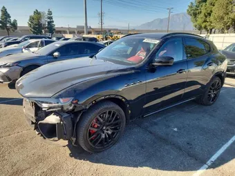 2022 Maserati Levante ZN661YUM3NX393458