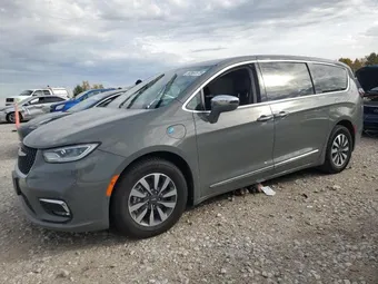 2022 Chrysler Pacifica Hybrid 2C4RC1S78NR143855