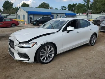 2020 Volvo S60 7JR102FK5LG065769