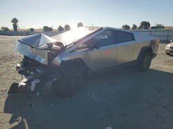 2025 Tesla Cybertruck 7G2CEHED5SA077941