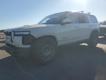 2025 Rivian R1S 7PDSGCBA1SN071850