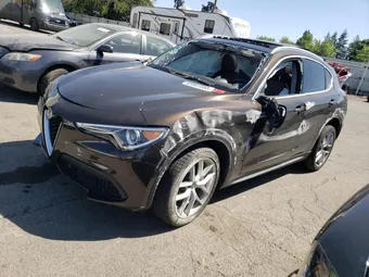 2018 Alfa Romeo Stelvio ZASFAKBN0J7B92807