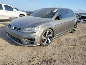 2016 Volkswagen Golf R WVWLF7AU5GW201695