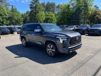 2023 Toyota Sequoia 7SVAAAAA8PX002228