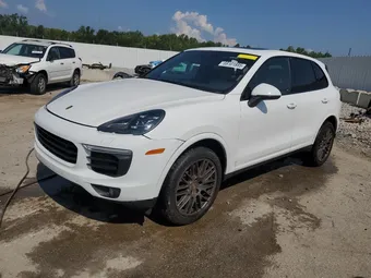 2018 Porsche Cayenne WP1AA2A28JKA06694
