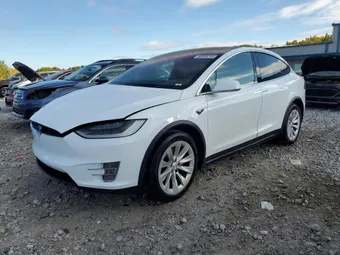 2016 Tesla Model X 5YJXCAE45GF023888