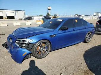 2016 BMW M5 WBSFV9C50GD595449