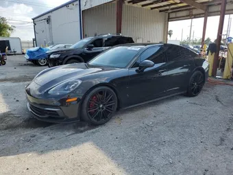 2017 Porsche Panamera WP0AB2A70HL123183
