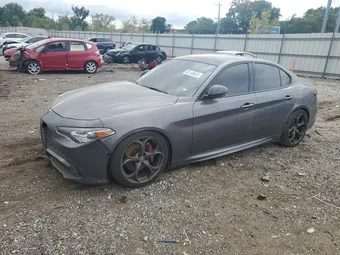2017 Alfa Romeo Giulia ZARFAEEN5H7543362