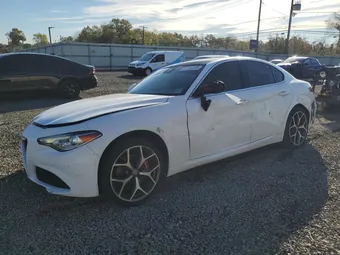2020 Alfa Romeo Giulia ZARFANBN6L7626375