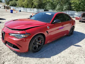 2022 Alfa Romeo Giulia ZARFAMEV2N7662914