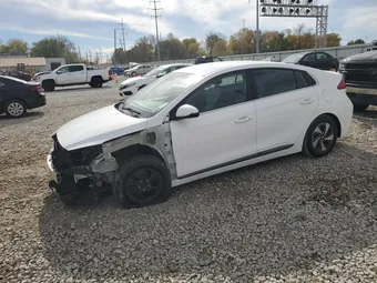 2018 Hyundai Ioniq KMHC75LC5JU063483