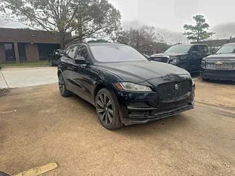2017 Jaguar F-PACE SADCJ2BV4HA067922