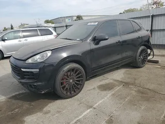 2017 Porsche Cayenne WP1AA2A25HKA89852