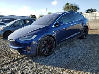 2020 Tesla Model X 5YJXCBE47LF301402