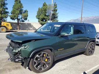 2023 Rivian R1S 7PDSGABA2PN023821