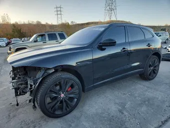 2018 Jaguar F-PACE SADCM2FV3JA248243