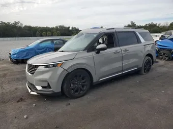 2022 Kia Carnival KNDNE5H34N6147025