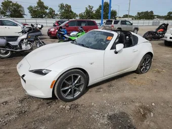 2022 Mazda MX-5 Miata JM1NDAM76N0505880