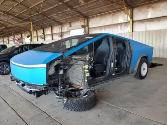 2024 Tesla Cybertruck 7G2CEHED4RA016087