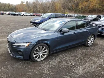 2021 Volvo S60 7JR102TZ7MG113114