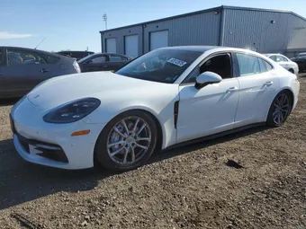 2018 Porsche Panamera WP0AA2A7XJL102897