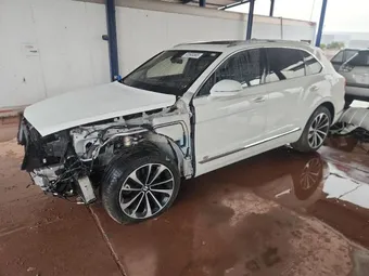 2017 Bentley Bentayga SJAAC2ZV8HC014147