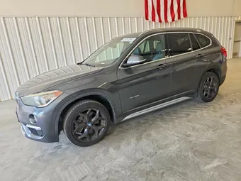 2016 BMW X1 WBXHT3C38GP887076