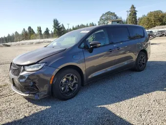 2023 Chrysler Pacifica Hybrid 2C4RC1S70PR562866
