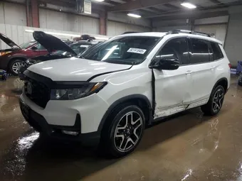 2023 Honda Passport 5FNYF8H07PB004157