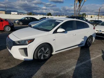 2018 Hyundai Ioniq Hybrid KMHC75LC3JU099513
