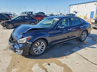 2018 Infiniti Q70 JN1BY1AP9JM181065