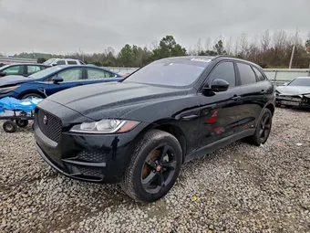 2017 Jaguar F-PACE SADCJ2BV5HA099617