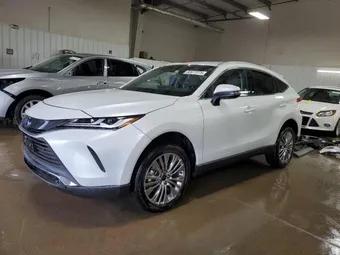 2024 Toyota Venza JTEAAAAH0RJ183950