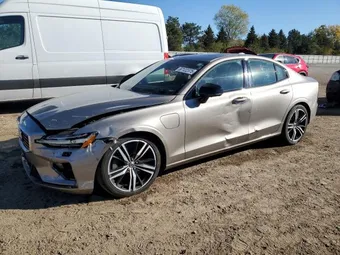 2019 Volvo S60 7JRBR0FM3KG016343