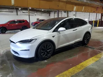 2023 Tesla Model X 7SAXCBE62PF372291