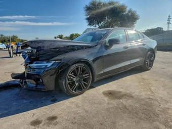 2022 Volvo S60 7JRL12TC1NG192797