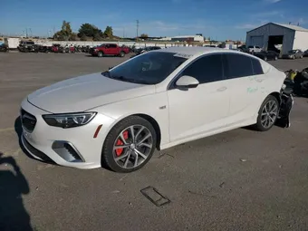 2018 Buick Regal W04GS6SS4J1094061