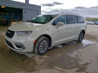 2021 Chrysler Pacifica Hybrid 2C4RC1L71MR585924