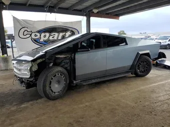 2024 Tesla Cybertruck 7G2CEHED7RA019131
