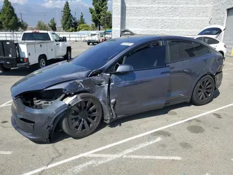 2022 Tesla Model X 7SAXCDE53NF337002